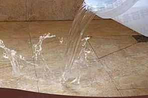 道里漏水维修 免砸砖防水材料该如何施工